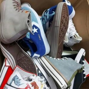 CONVERSE Sneakers available in pallets