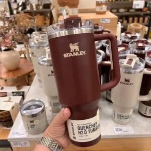 Stanley cups pallets