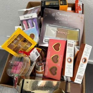 Mixed Cosmetic Pallets