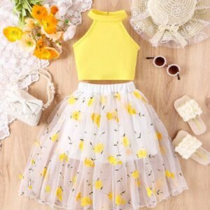 Female kids clothes Pallets available